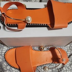 Summer sandels and kitten heels